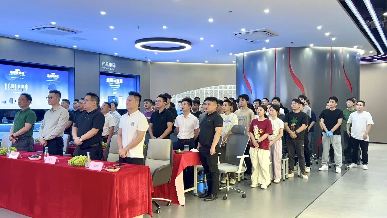 铭记历史开创未来 | 智火柴从阅兵看中国智造底气,以油品监测实力护航 “国之重器” 图2