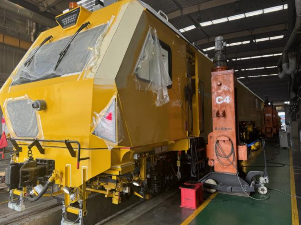 铁路工程行业应用案例：压轨列车智能在线油液监测与数据化管理